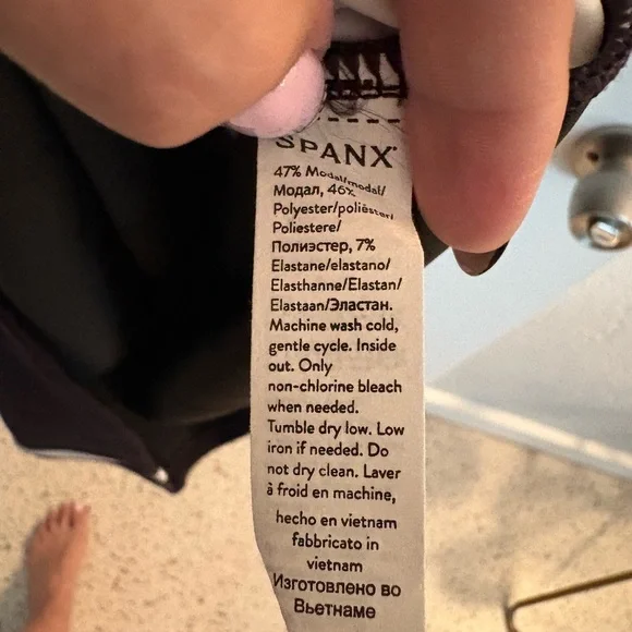 Spanx AirEssentials Side Stripe Tank Midi Dress Very Black Sleeveless Size L NWT - Picture 7 of 8